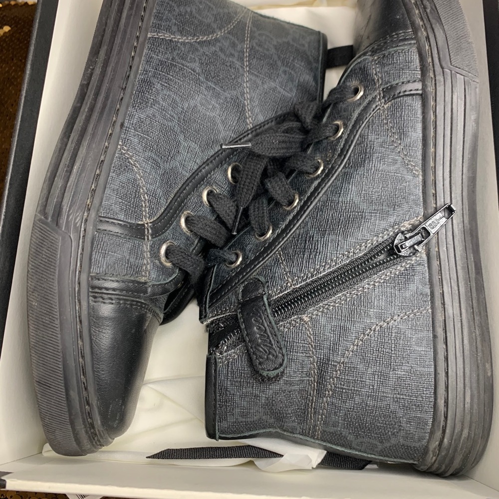 GUCCI - Picture 6 of 8
